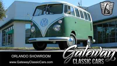 1965 Volkswagen Bus / Vanagon Bus