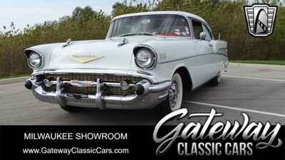 1957 Chevrolet Bel Air / 150 / 210