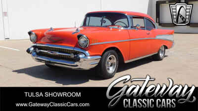 1957 Chevrolet Bel Air / 150 / 210