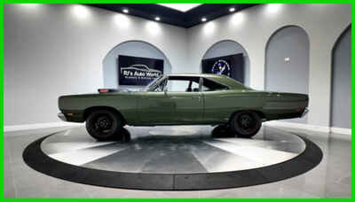 1969 Plymouth Road Runner 1969 1 / 2 A12