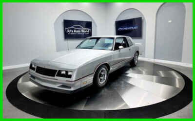 1985 Chevrolet Monte Carlo 3 Owner Car only 9, 682 Miles call Doug 727-252-9149