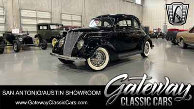 1937 Ford Model 78 Club Coupe Deluxe