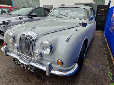 1968 Daimler V8 Saloon Automatic