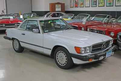 1987 Mercedes-Benz 500-Series 560SL