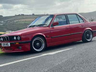 BMW E30 325i SE AUTO 1990