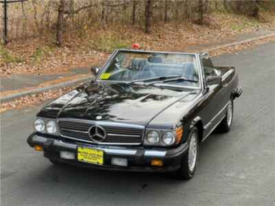 1987 Mercedes-Benz 500-Series 560SL