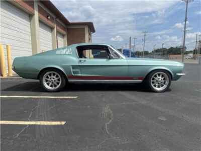 1967 Ford Gt 2 door