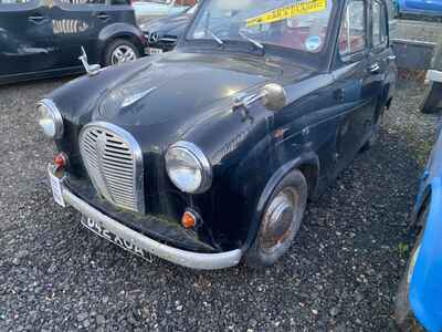 Austin A35 Barnfind 1958, pretty solid wee fellow and is running.