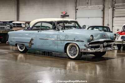 1953 Ford Crestline Victoria