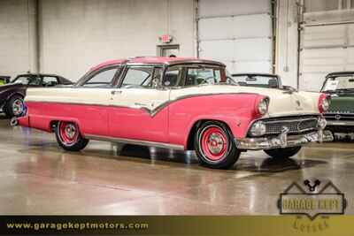 1955 Ford Fairlane Crown Victoria