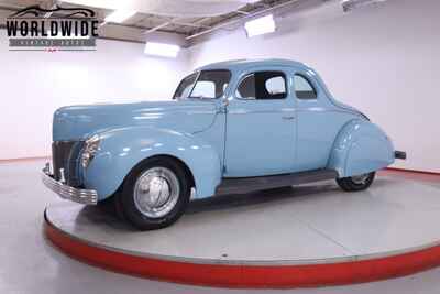 1940 Ford Deluxe