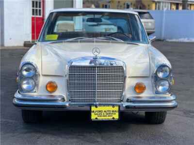 1973 Mercedes-Benz 280SEL 4 5