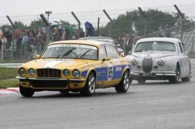 classic jaguar cars