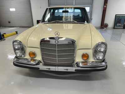 1972 Mercedes-Benz 280SE 280 SE 4 5