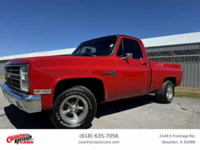 1982 Chevrolet C-10 Custom Deluxe Reg Cab