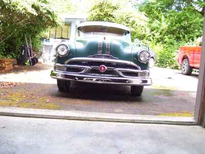 1953 Pontiac Chieftain Deluxe Sedan