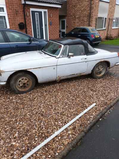 mgb roadster classic cars