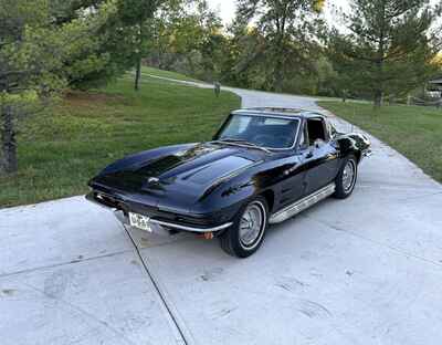 1964 CHEVROLET CORVETTE COUPE 327 / 365HP CAR 4SPD SIDEPIPES