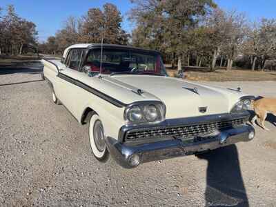 1959 Ford Galaxie skyliner