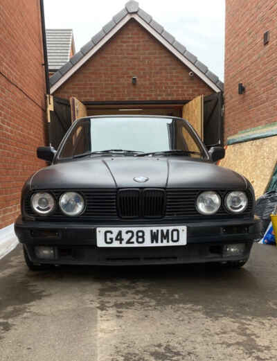 BMW E30 325i 2 door coupe