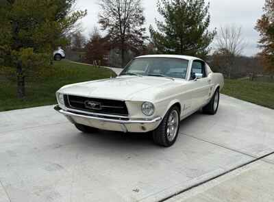 1967 FORD FASTBACK 289 4BBL AUTO AC PS DELUXE INTERIOR