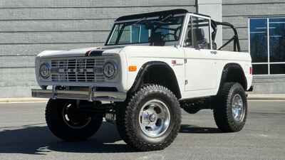 1977 Ford Bronco GATEWAY EDITION  /  5 0L COYOTE V8  /  FRAME OFF RESTO