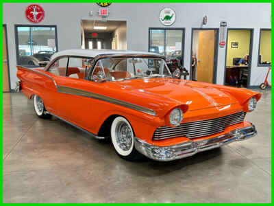 1957 Ford Fairlane