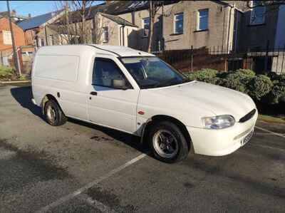 Ford Escort Van 2000