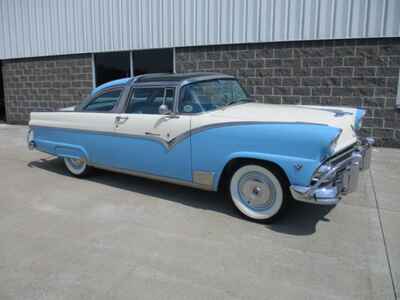 1955 Ford Crown Victoria Skyliner Glasstop