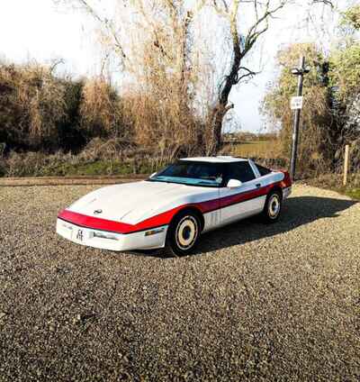 1987 CHEVROLET CORVETTE C4 5 7 V8 - (not replica /  a team  /  film, movie car