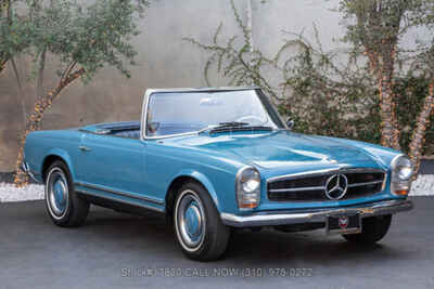 1967 Mercedes-Benz 230SL