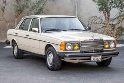 1981 Mercedes-Benz 300-Series