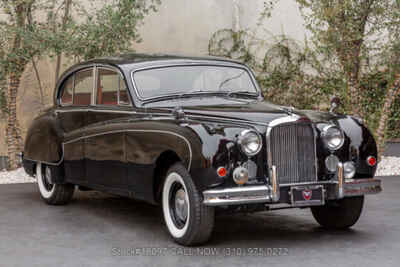 1960 Jaguar MK IX Saloon