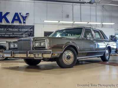 1984 Lincoln Town Car