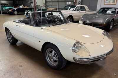 1967 Alfa Romeo Romeo Guiletta 1600 Spider Duetto