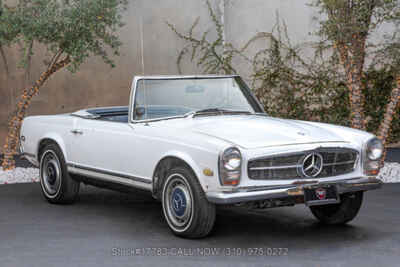 1968 Mercedes-Benz 200-Series