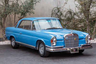 1967 Mercedes-Benz 250SE Sunroof Coupe