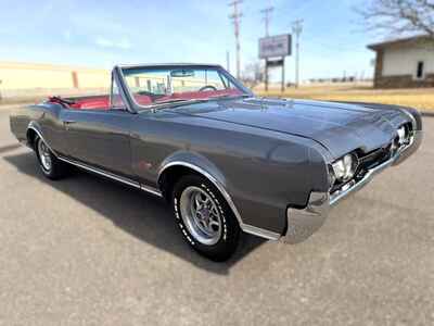 1967 Oldsmobile Cutlass 442 Convertible