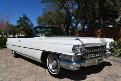 1963 Cadillac DeVille Restored Convertible Rare buckets consol !!