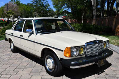 1981 Mercedes-Benz 200-Series All Original all books records