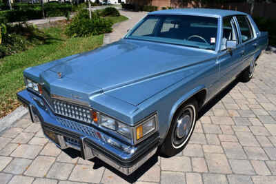 1978 Cadillac DeVille 34ks Auto A / C Power Steering & Brakes Amazing