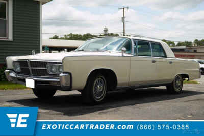 1965 Chrysler Imperial LeBaron Sedan