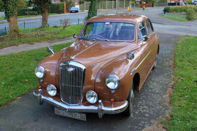 Brown 1954 Wolseley 4 / 44