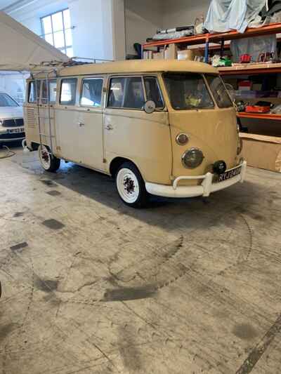 vw splitscreen Kombi