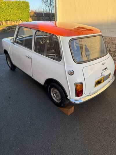 Classic Mini Clubman 1975 998cc 2 door saloon