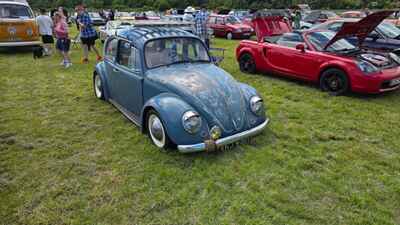 volkswagen beetle 1300 1970 patina  /  rat look