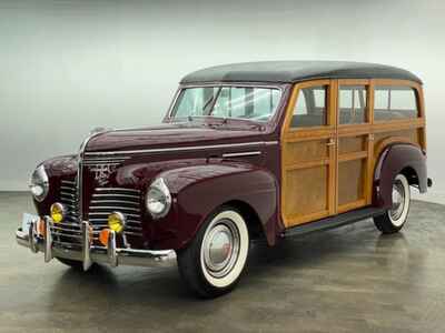 1940 Plymouth P10 Deluxe Deluxe