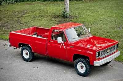 1974 Chevrolet C / K Pickup 2500 4X4 Pickup