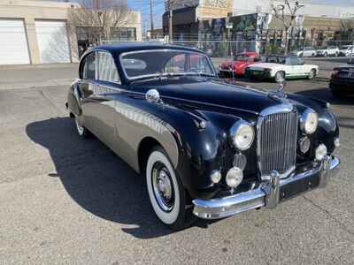 1961 Jaguar MK IX Automatic