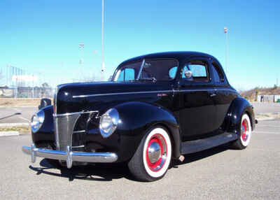 1940 Ford Coupe COUPE DELUXE V8 TRI-CARB 3 DEUCES A / C AUTOMATIC DISC BRAKE ROD